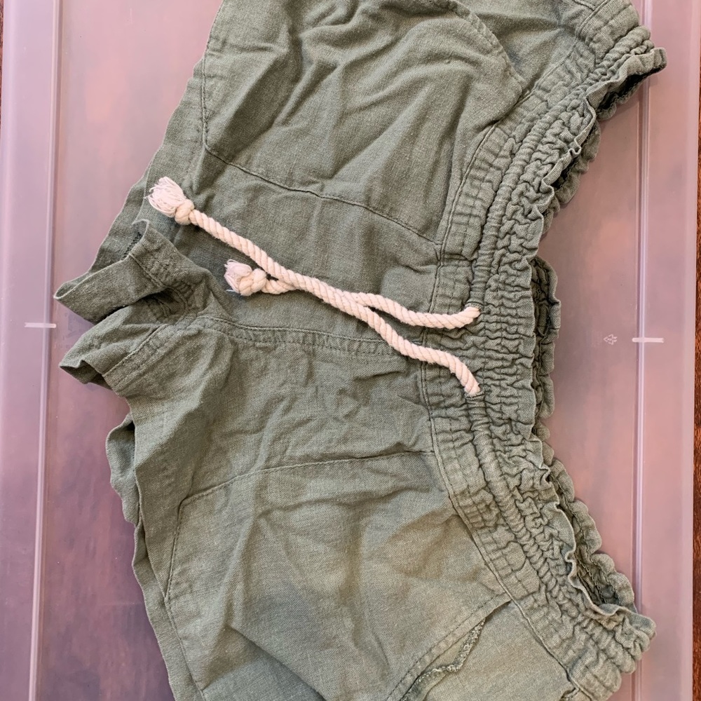 Roxy Linen Blend Shorts